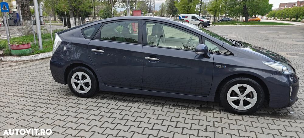 Toyota Prius - 2