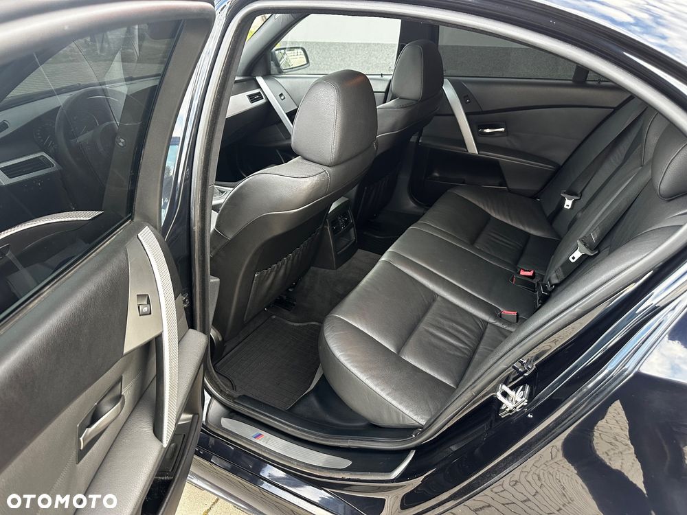 BMW Seria 5 - 24