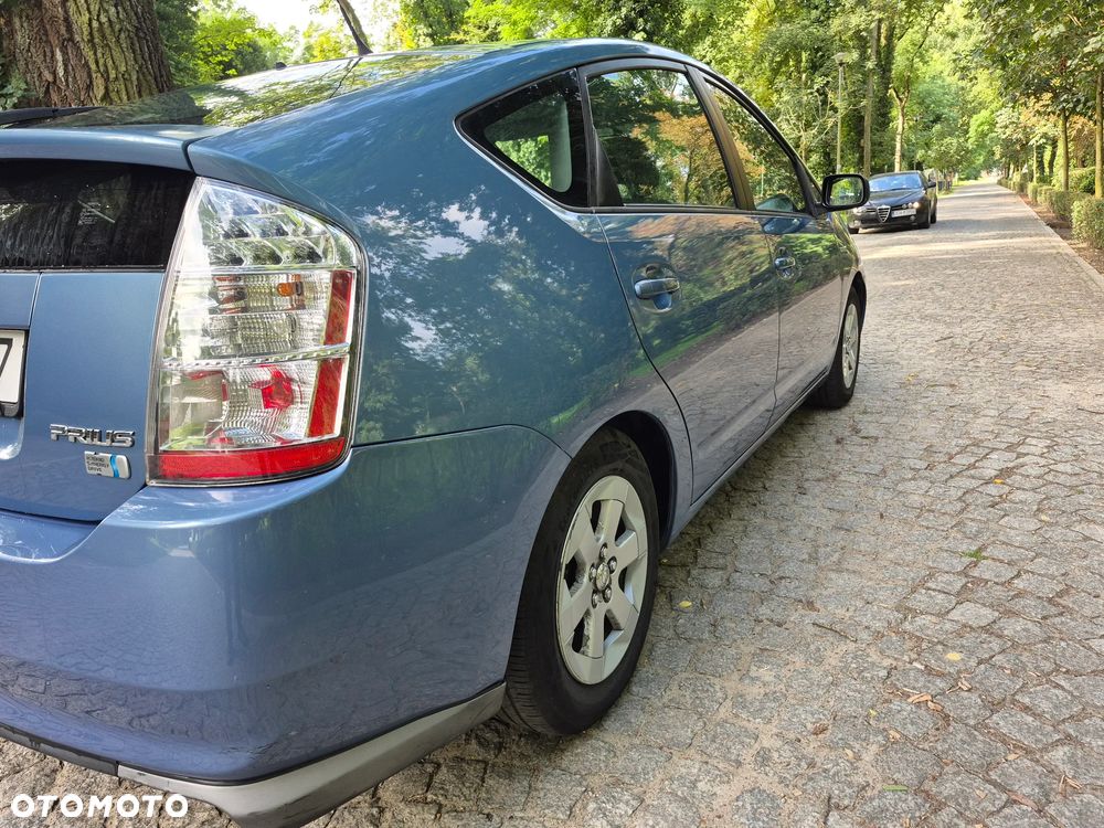Toyota Prius 1.5 VVT-i Prestige - 12