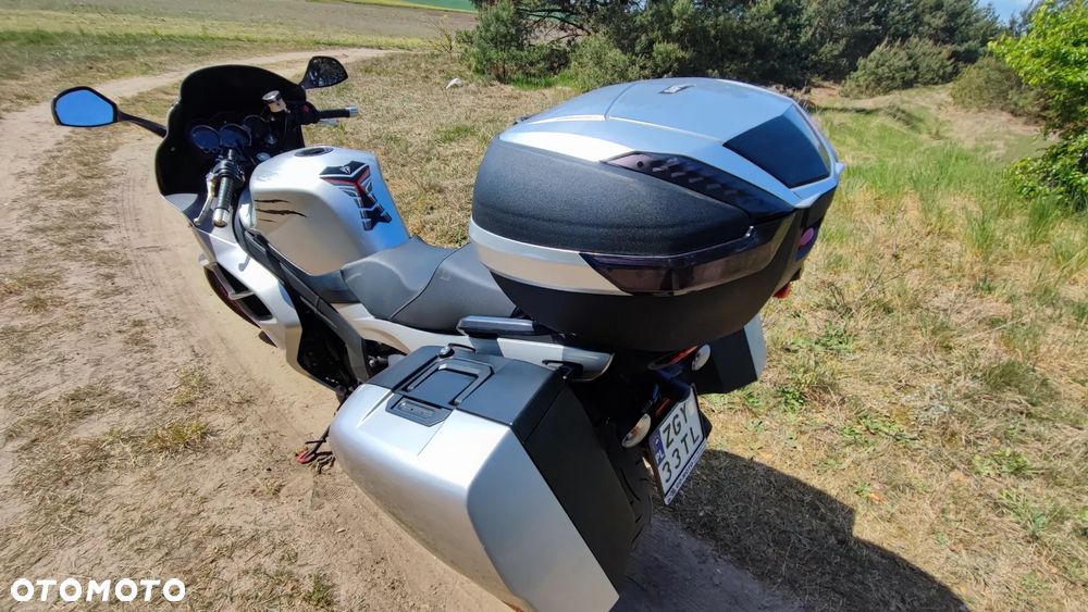 Triumph Sprint - 4
