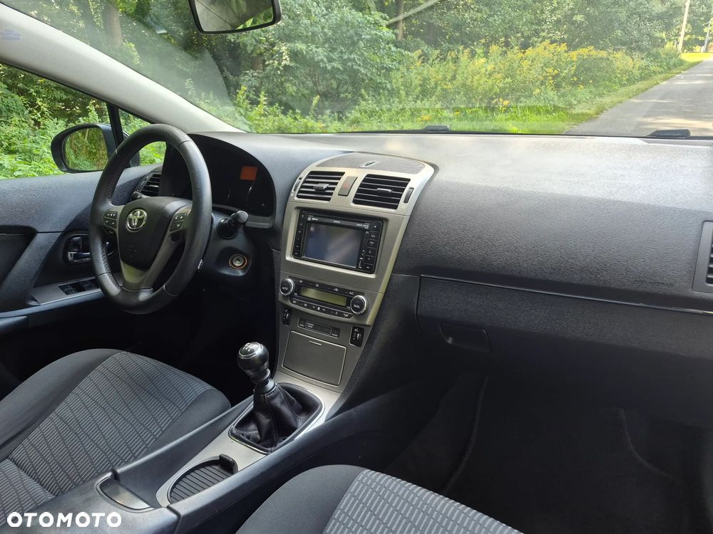 Toyota Avensis 2.0 D-4D Edition - 11