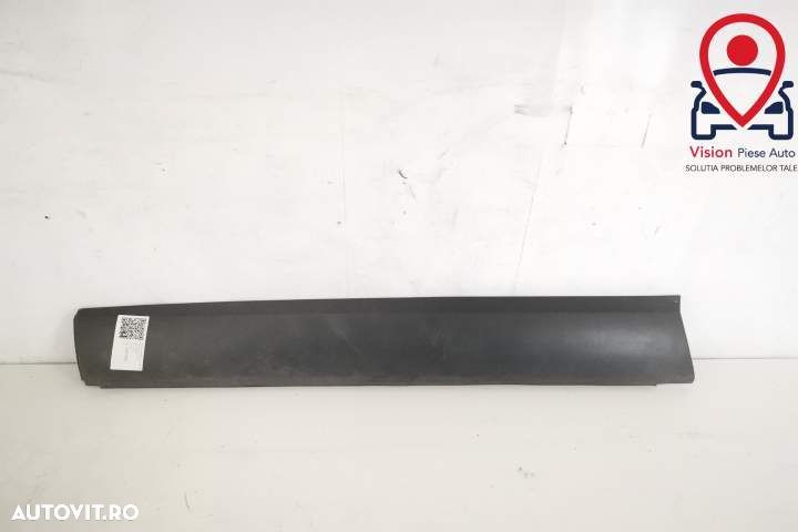 Bandou Ornament Usa Stanga Fata Original In Stare Buna Jaguar  F-Pace - 1