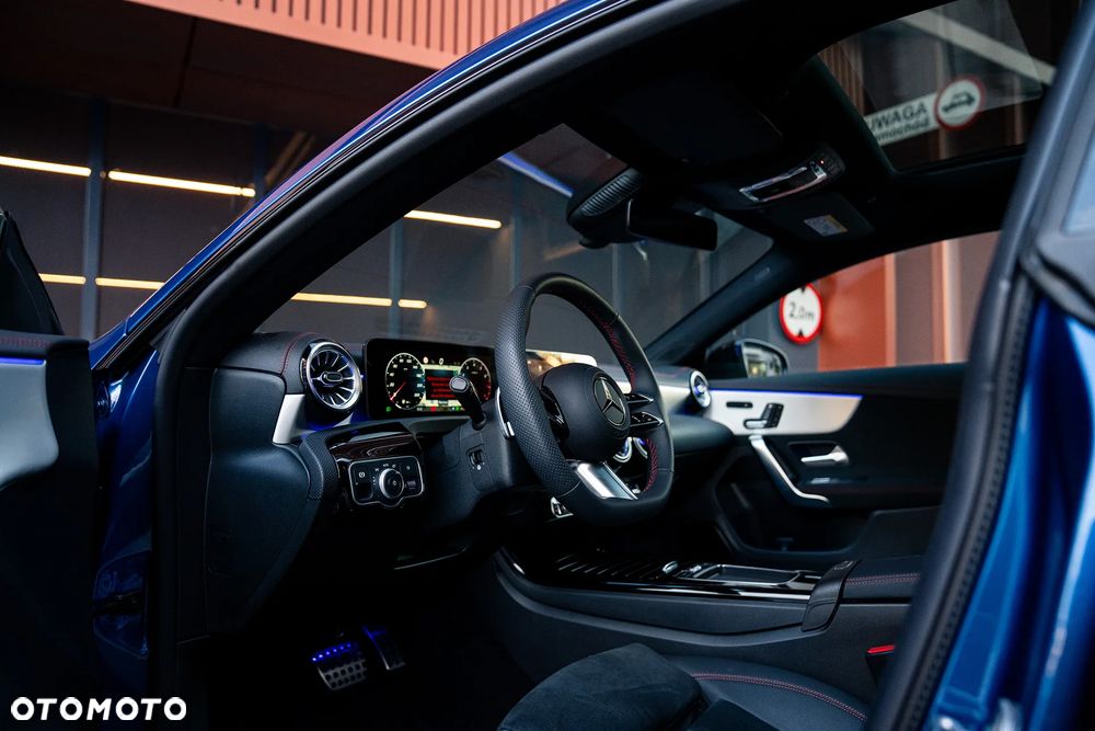 Mercedes-Benz CLA 220 mHEV 4-Matic AMG Line 8G-DCT - 8