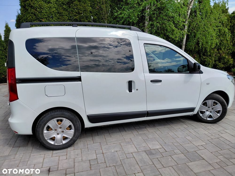 Dacia Dokker 1.5 Blue dCi Laureate - 11