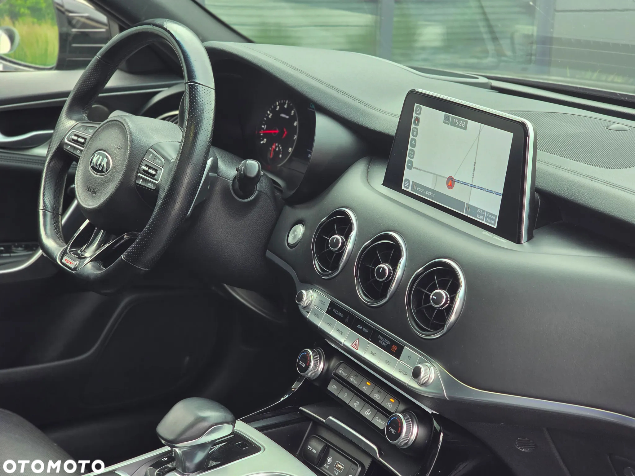Kia Stinger 3.3 T-GDI V6 GT AWD - 28
