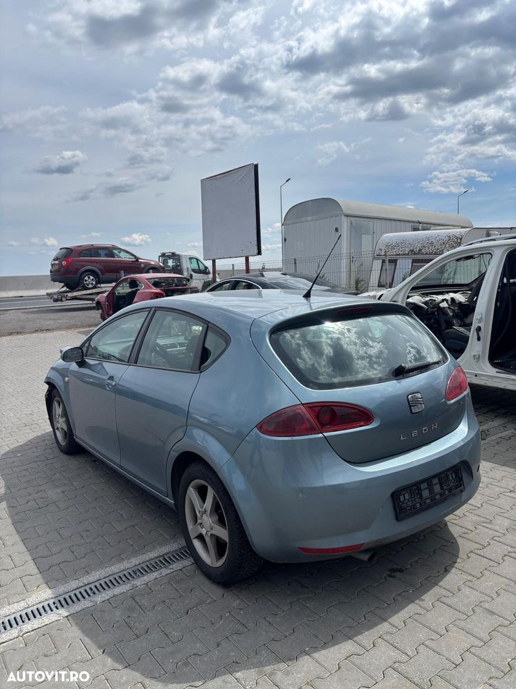 Dezmembram Seat Leon 1.9 TDI BKC din 2008 - 4