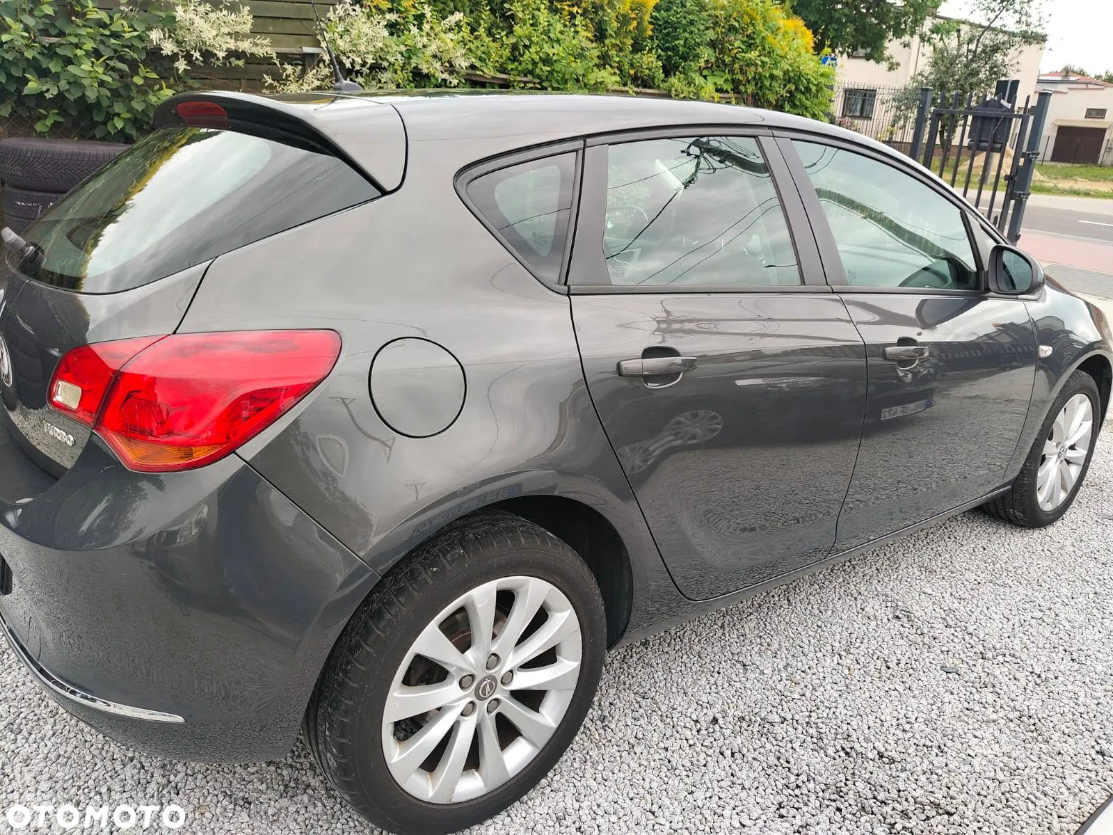 Opel Astra GTC 1.4 Turbo - 8