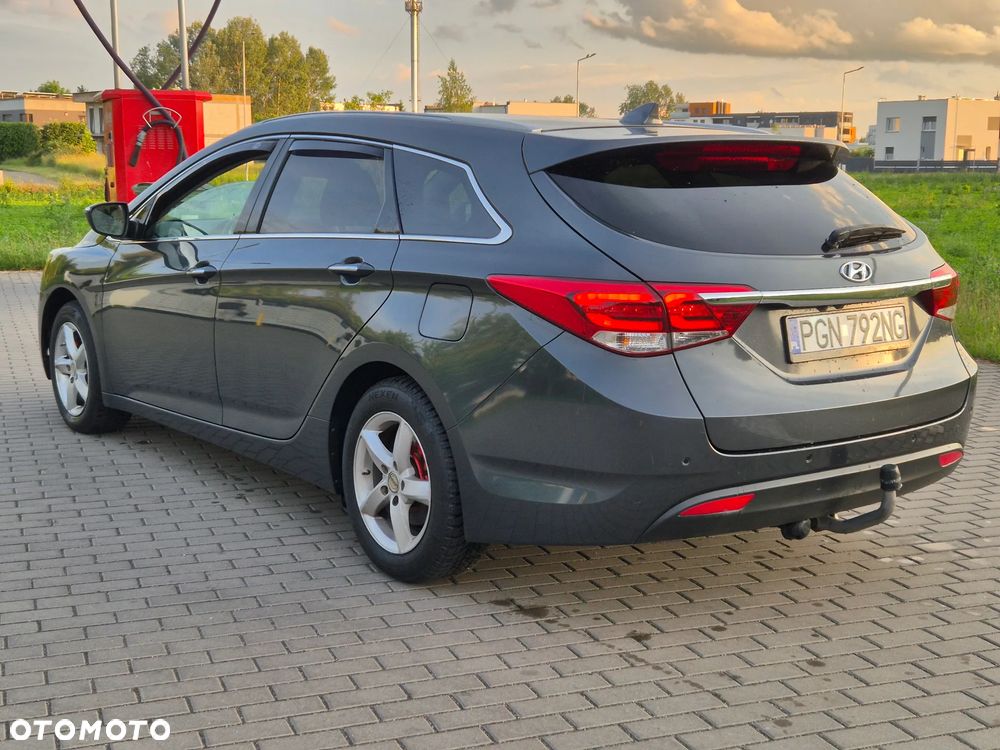 Hyundai i40 Kombi blue 1.7 CRDi Trend - 4