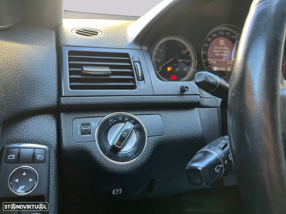 Mercedes-Benz C 200 - 14