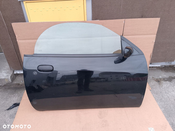 DRZWI PRAWE FORD KA STREETKA CZARNE C3