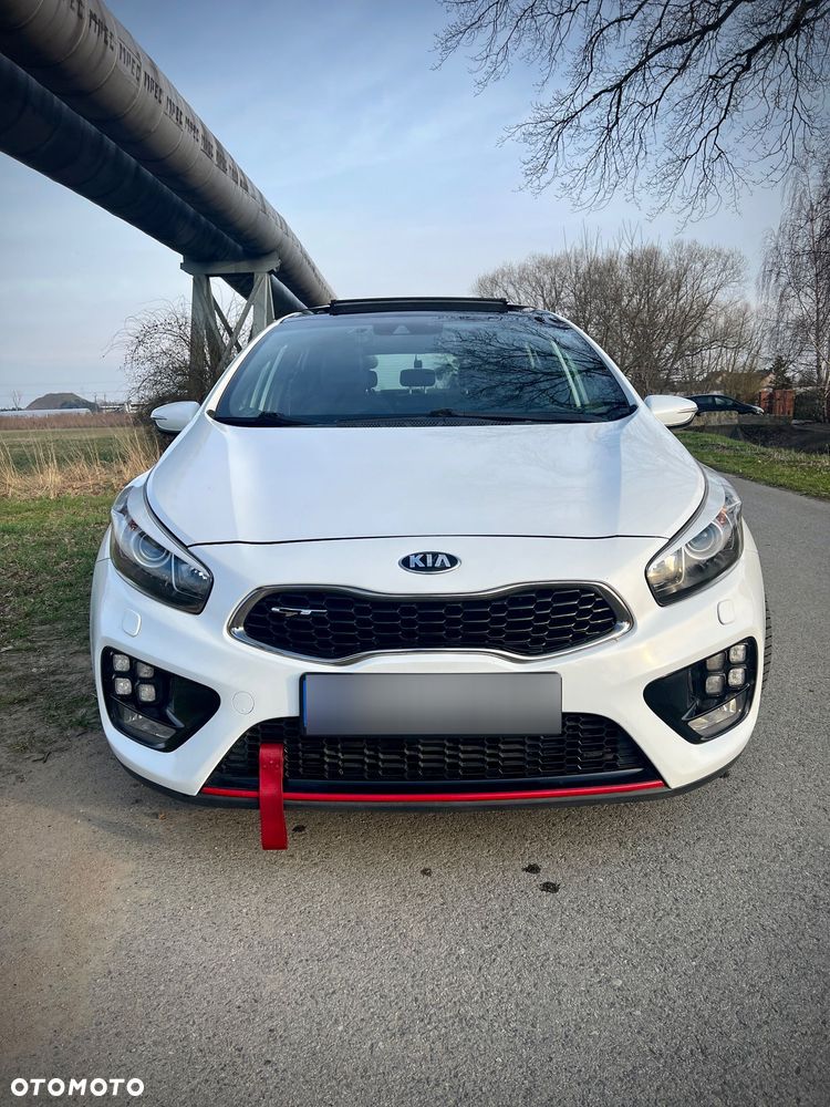 Kia Ceed 1.6 T-GDI GT - 2