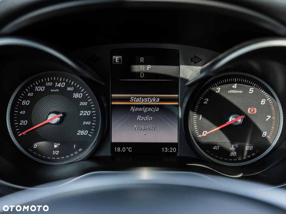 Mercedes-Benz Klasa C 300 9G-TRONIC - 18