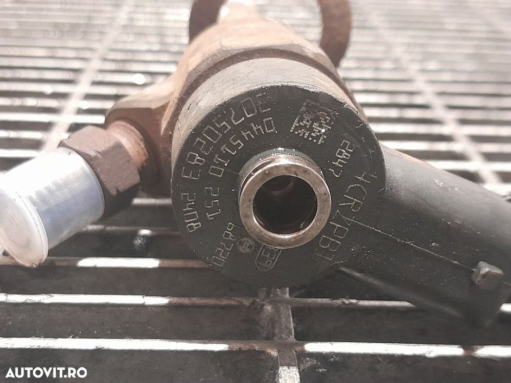 Injector Volvo XC90 Facelift 2002 - 2006 (972) Diesel 0445110251 - 3