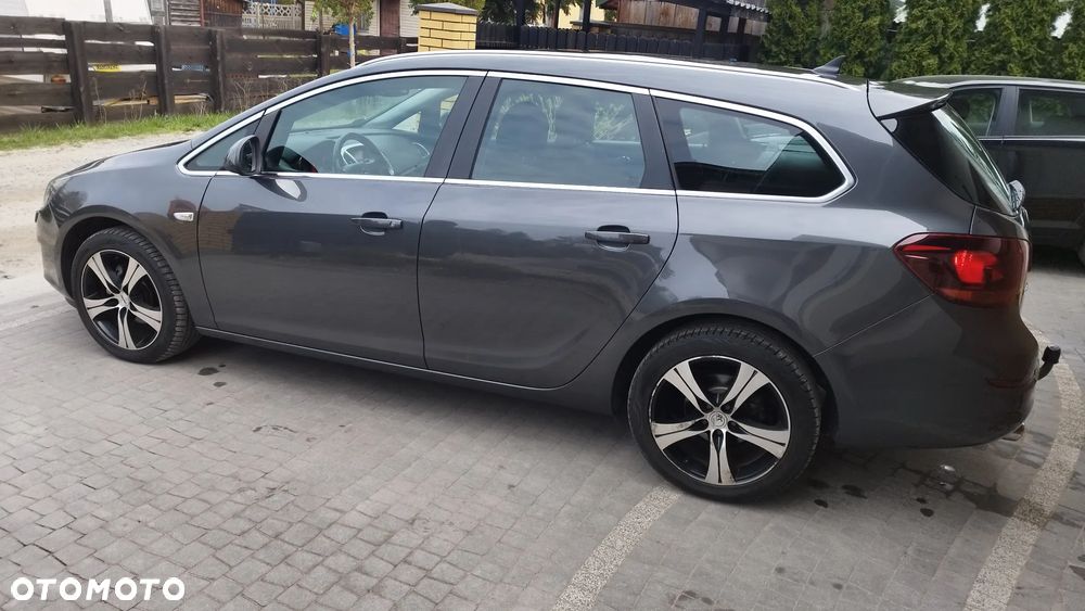 Opel Astra 1.4 Turbo Cosmo - 39