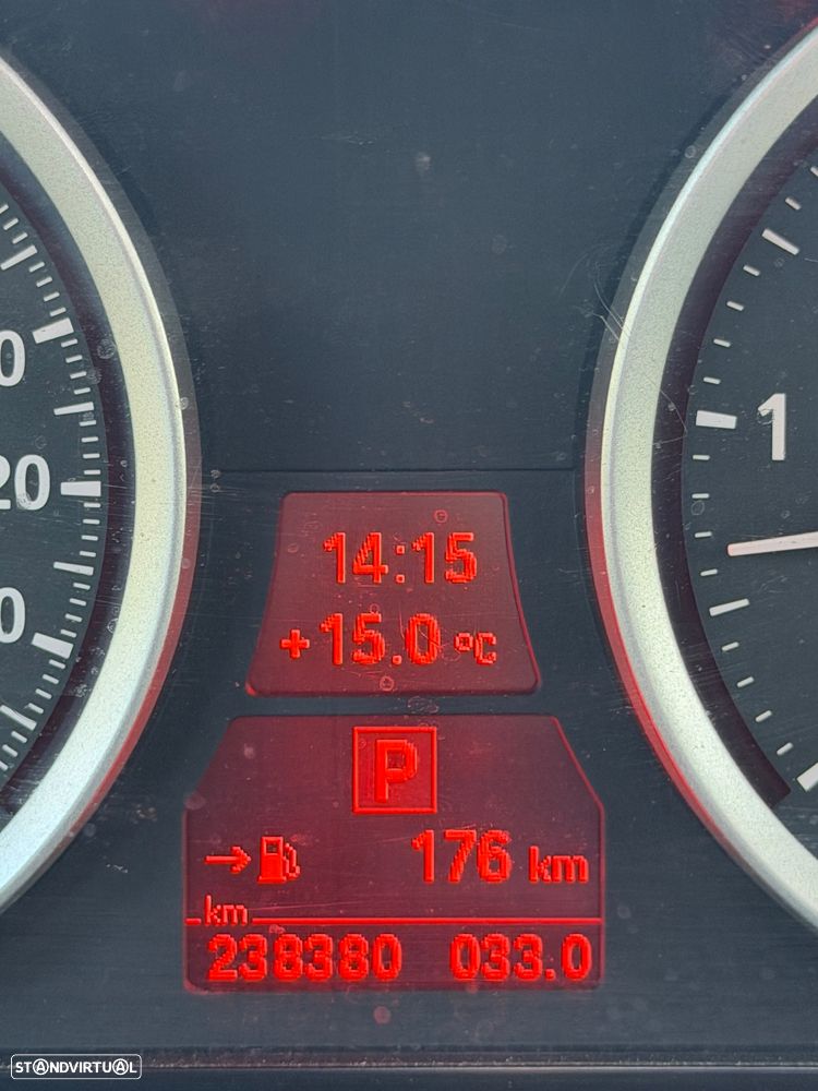 BMW X6 xDrive40d - 17