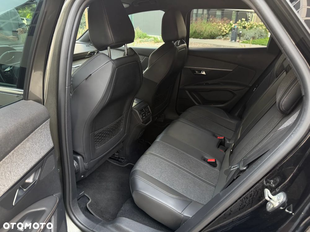 Peugeot 3008 1.6 BlueHDi Allure S&S - 23