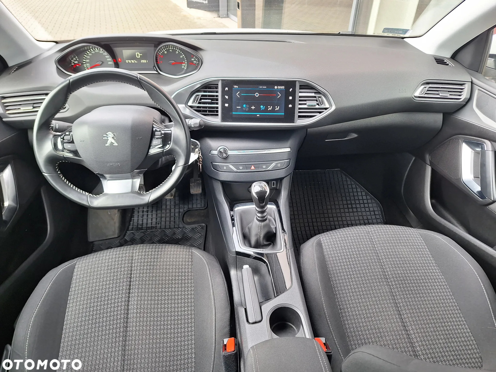 Peugeot 308 1.2 PureTech Business Line S&S - 11