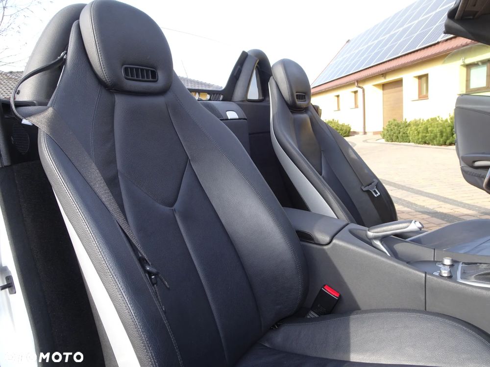 Mercedes-Benz SLK - 17