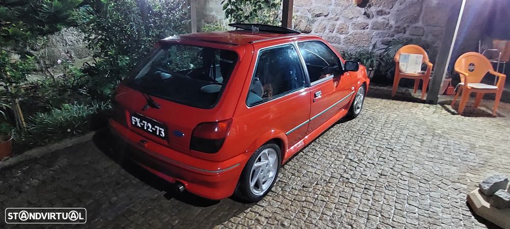Ford Fiesta 1.8 XR2i 16V - 18