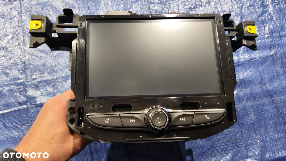 RADIO NAWIGACJA NAVI WYŚWIETLACZ UCHWYT MOCOWANIE 42473838 555343750 OPEL CORSA E - 2
