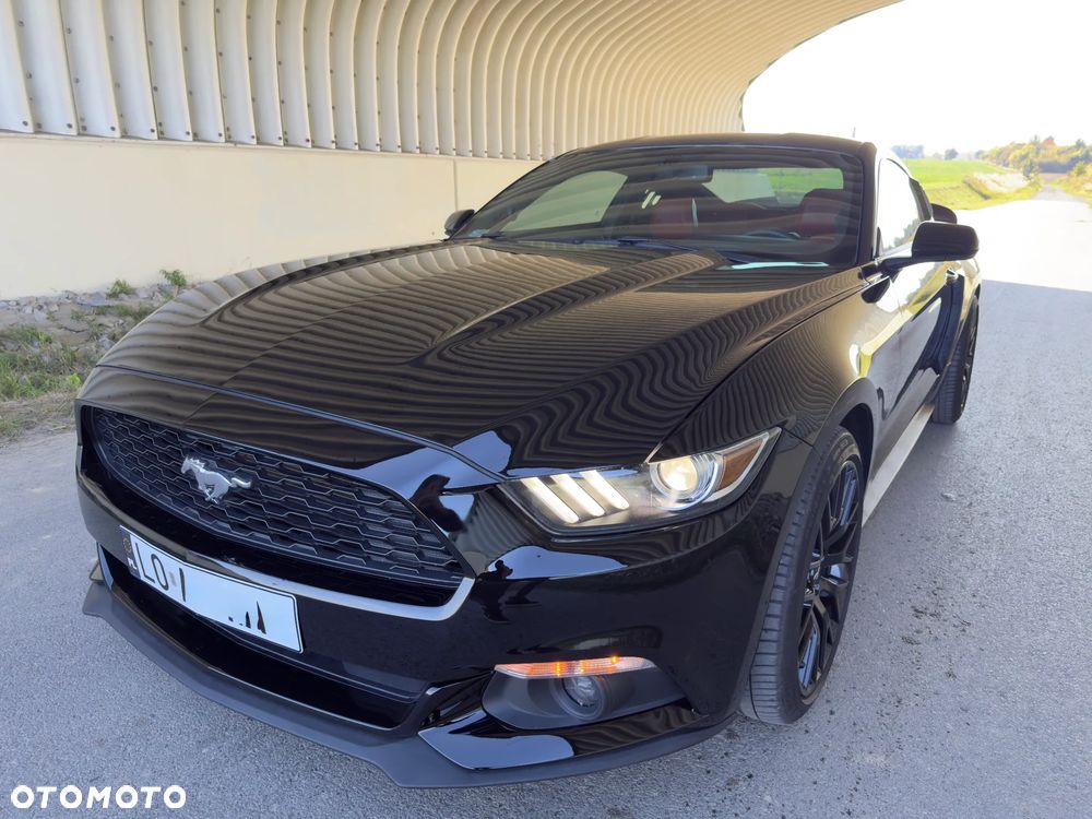 Ford Mustang 3.7 V6 Premium - 11