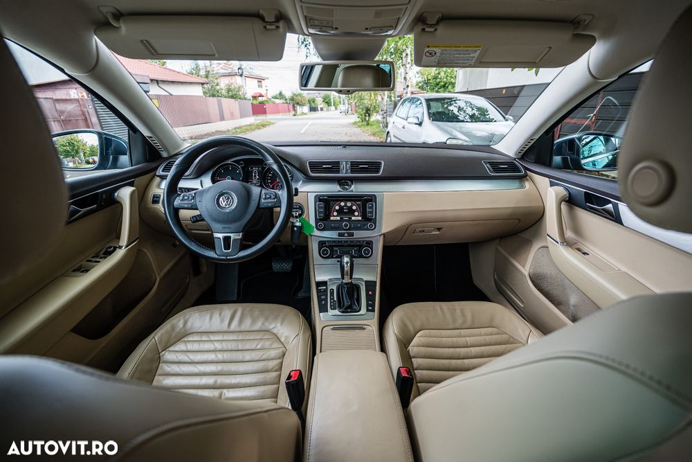 Volkswagen Passat - 17