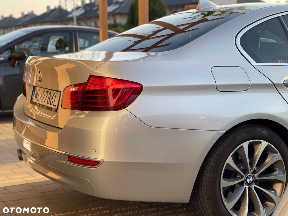 BMW Seria 5 520d xDrive - 3