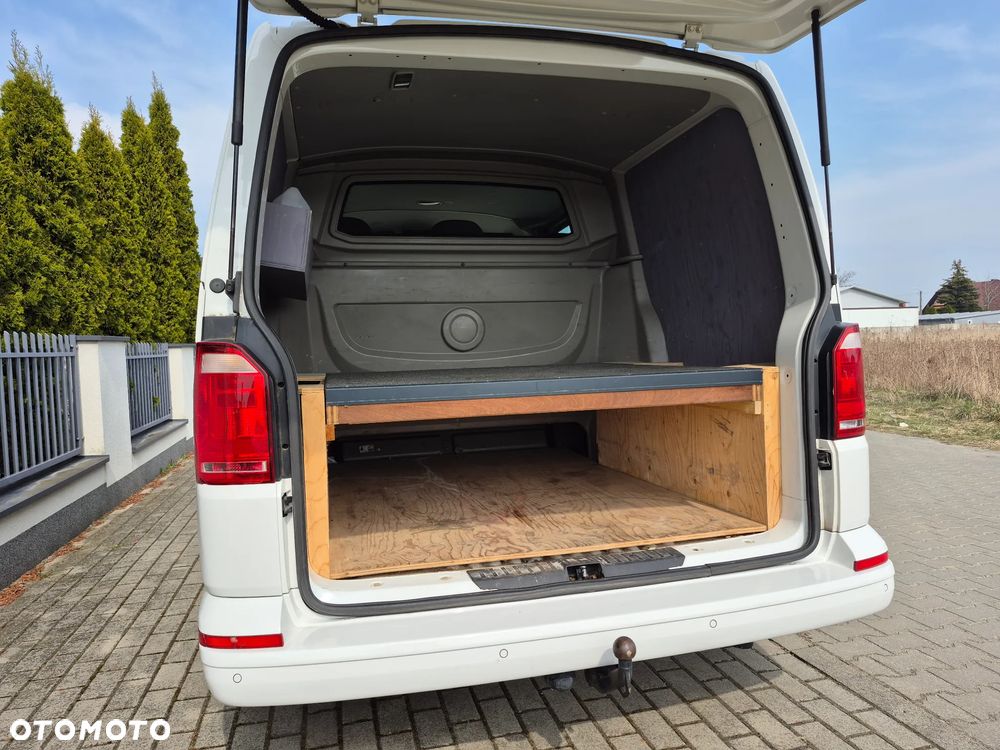 Volkswagen Transporter L1H1 DSG - 12