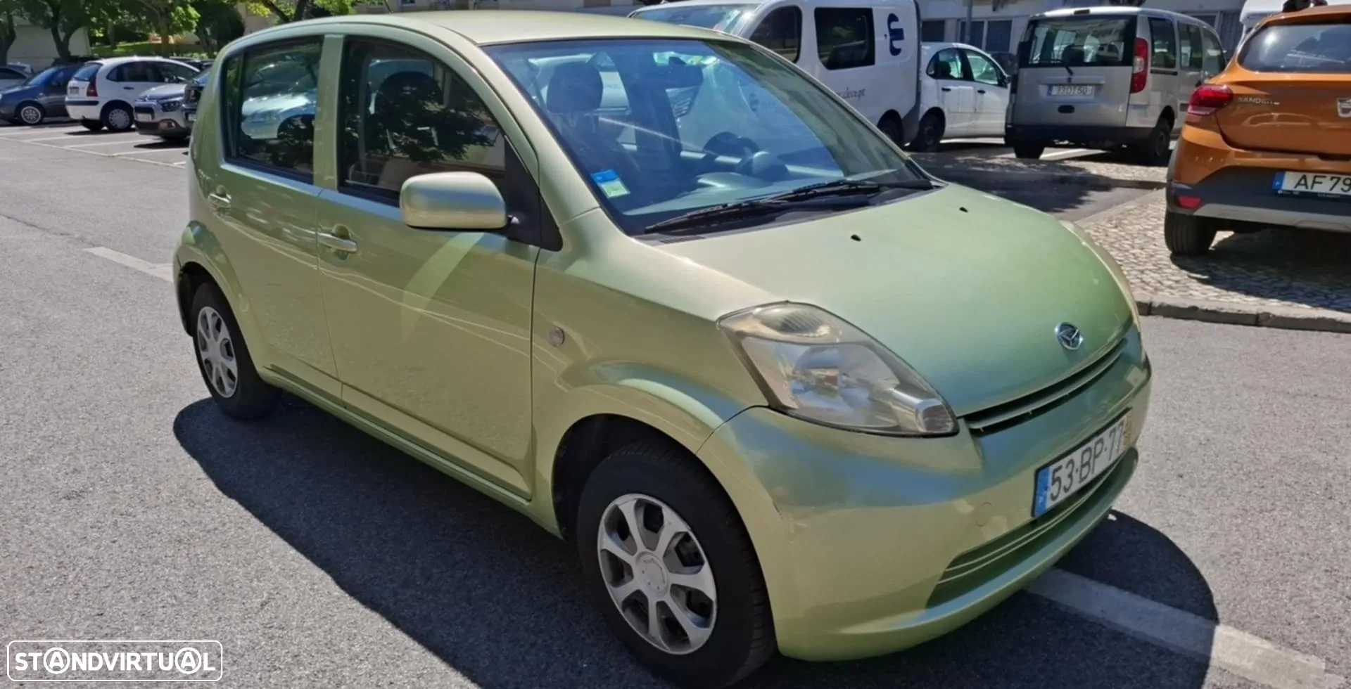 Daihatsu Sirion 1.0 AC - 3