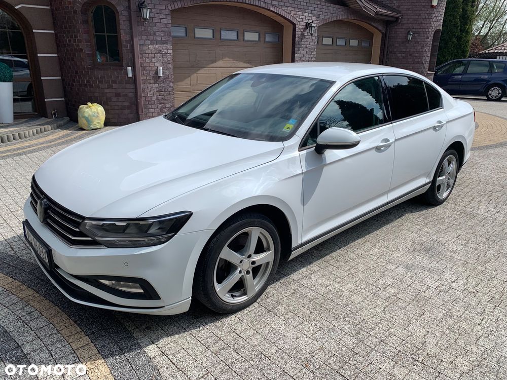 Volkswagen Passat 2.0 TDI EVO Elegance - 13
