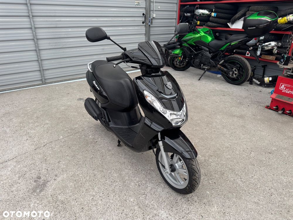 Peugeot Kisbee - 1