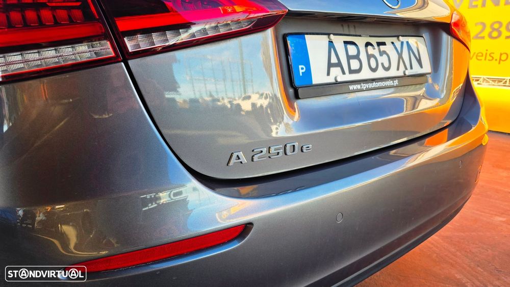 Mercedes-Benz A 250 e Progressive - 23