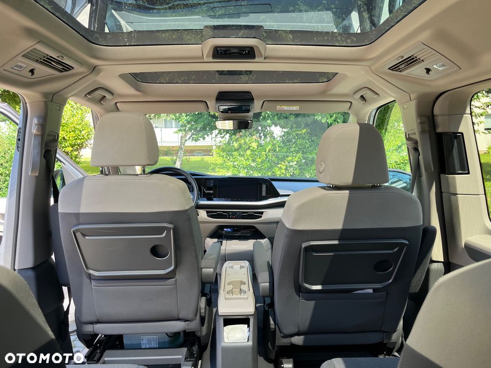Volkswagen Multivan - 14