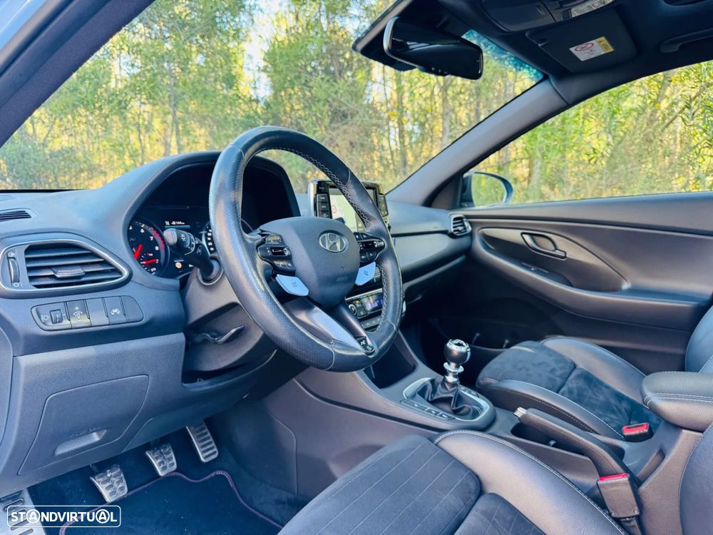 Hyundai i30 N 2.0 T-GDi Pack Performance - 32