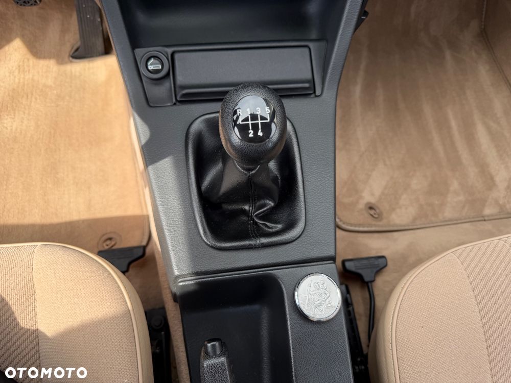 BMW Seria 3 - 25