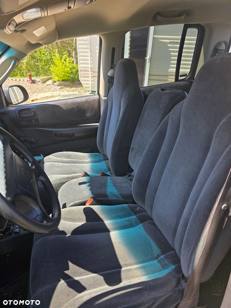 Dodge Dakota - 16