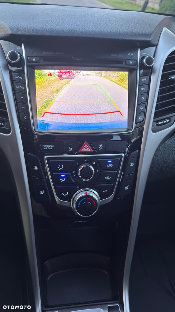 Hyundai i30 1.6 GDI Comfort - 17