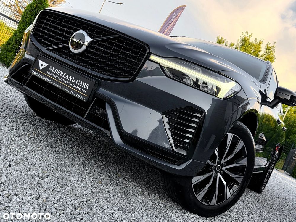 Volvo XC 60 B4 D Plus Dark - 30