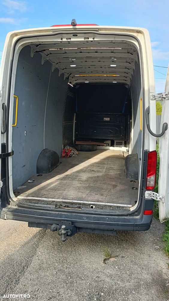 Volkswagen Crafter - 5