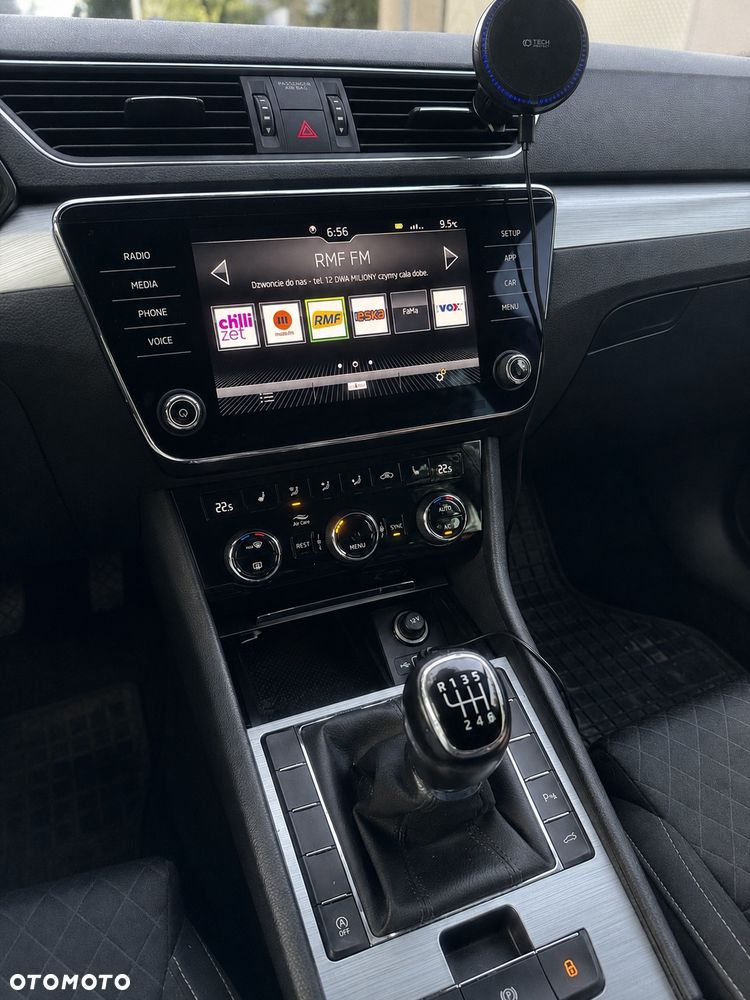 Skoda Superb 2.0 TDI Ambition - 6