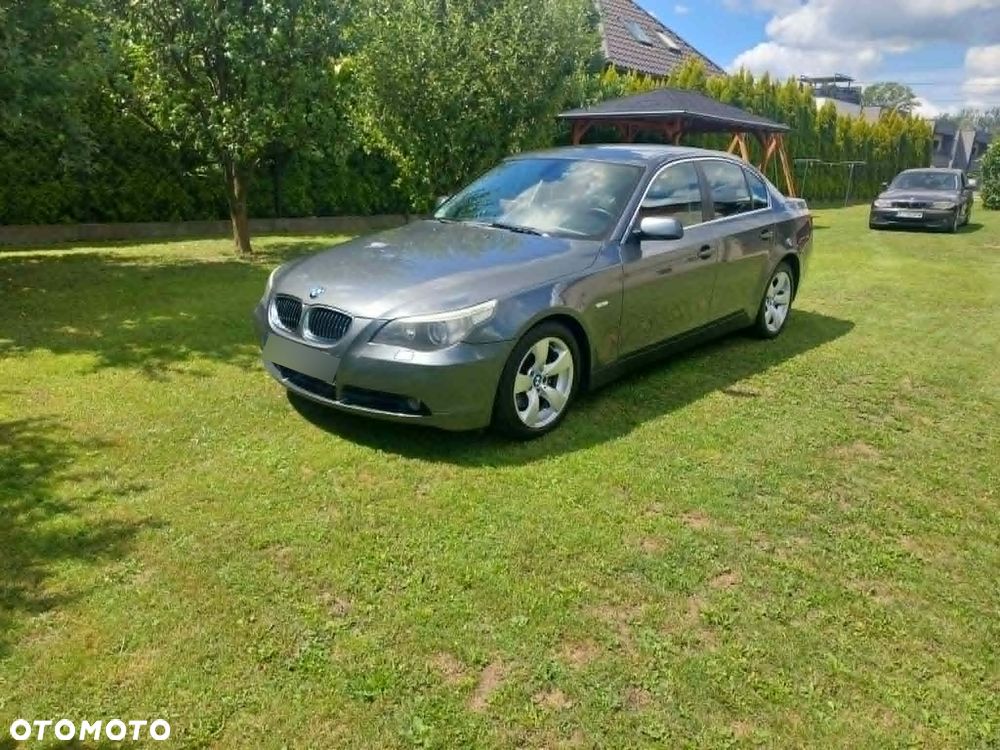 BMW Seria 5 525i - 5