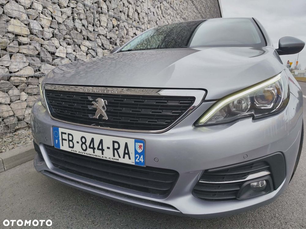 Peugeot 308 BlueHDi FAP 130 Stop & Start Allure - 11