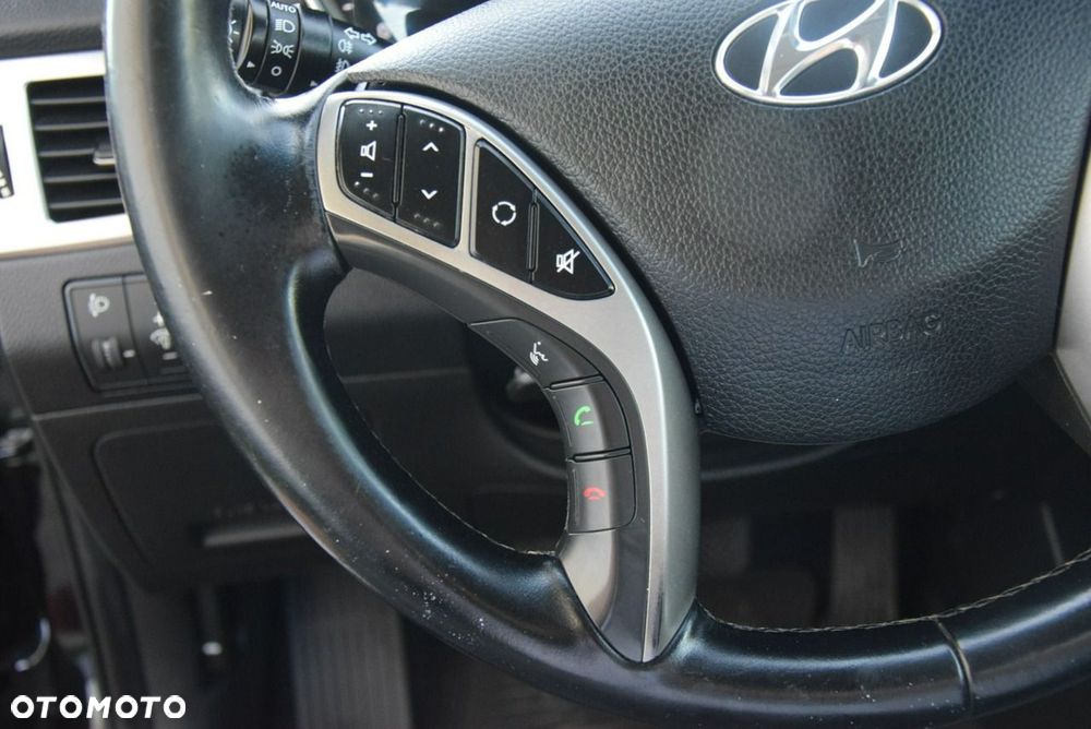 Hyundai i30 1.6 CRDi Premium - 35