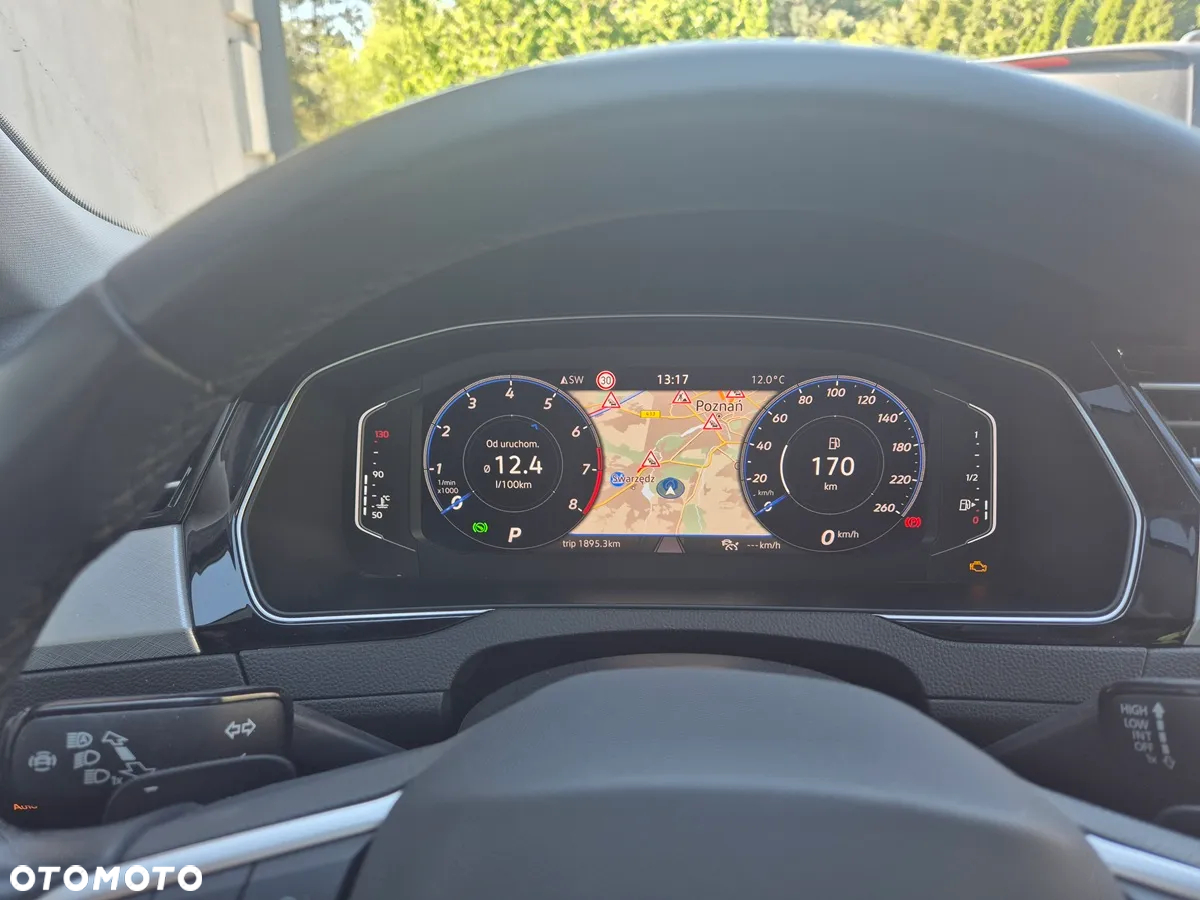 Volkswagen Passat - 10