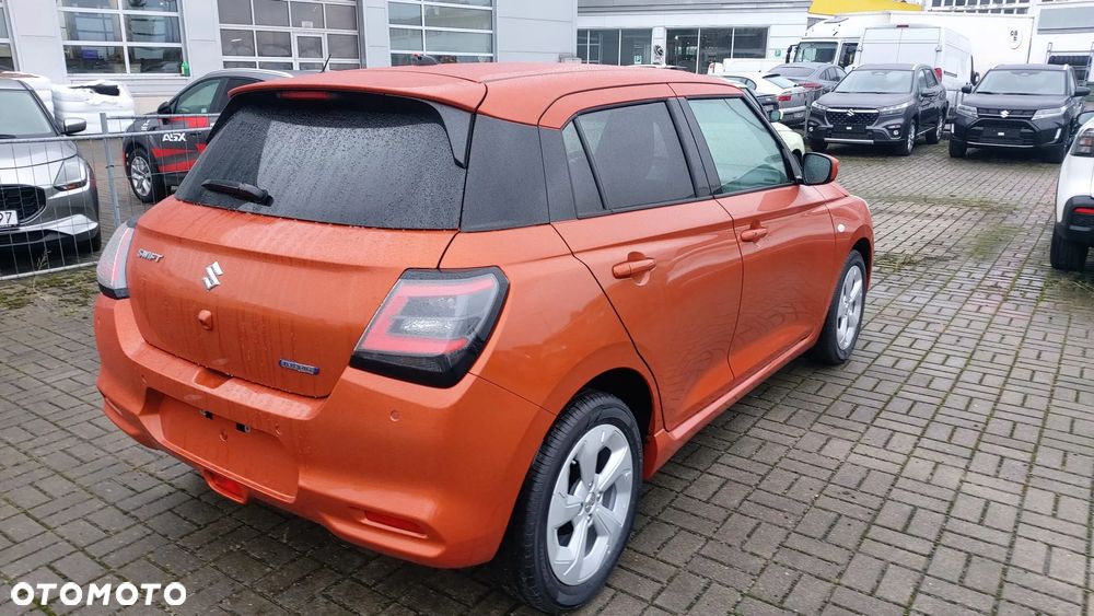 Suzuki Swift 1.2 Dualjet SHVS Premium Plus CVT - 3