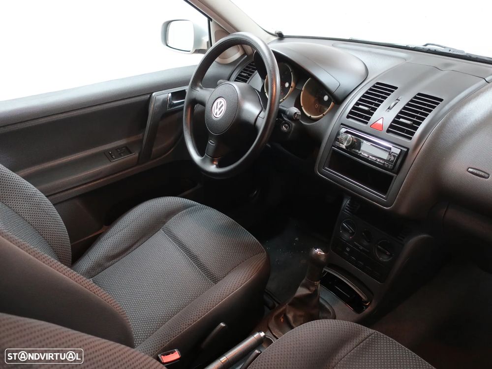 VW Polo 1.0 Confortline - 19