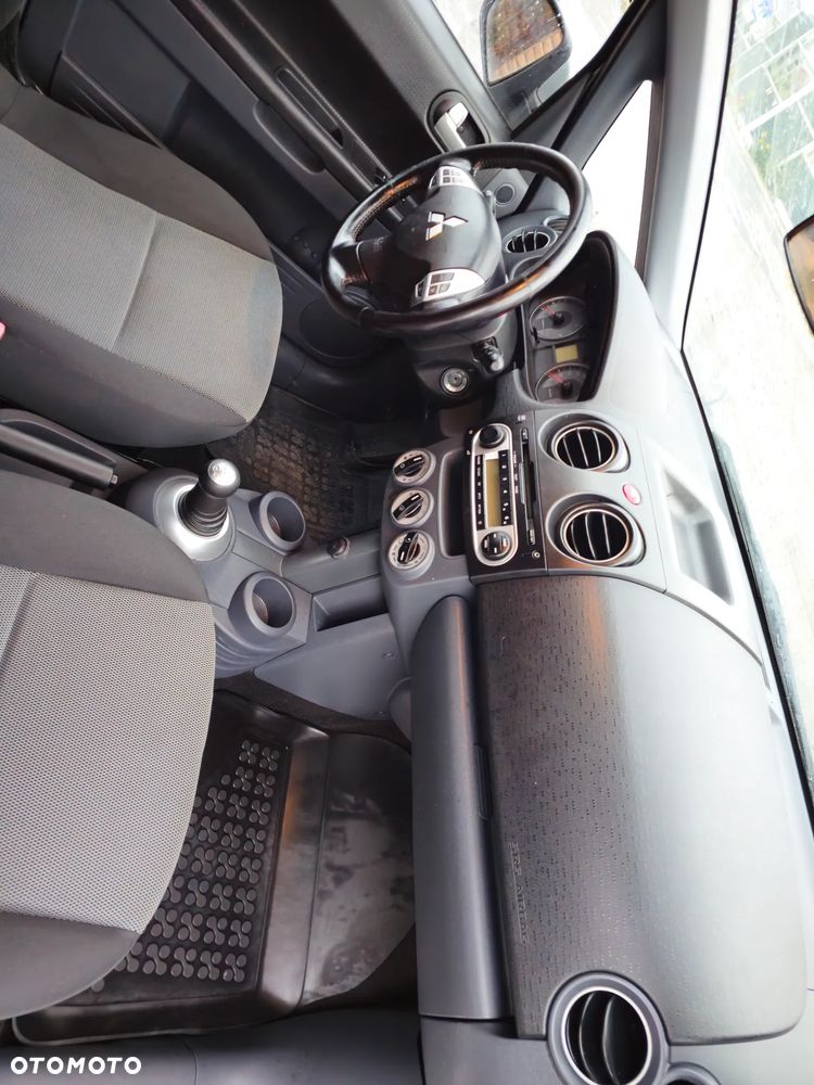 Mitsubishi Colt 1.3 Invite EU5 - 8