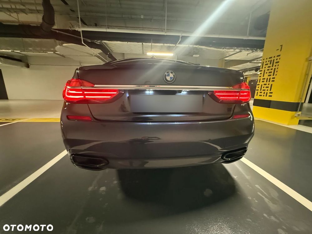 BMW Seria 7 730d xDrive - 4