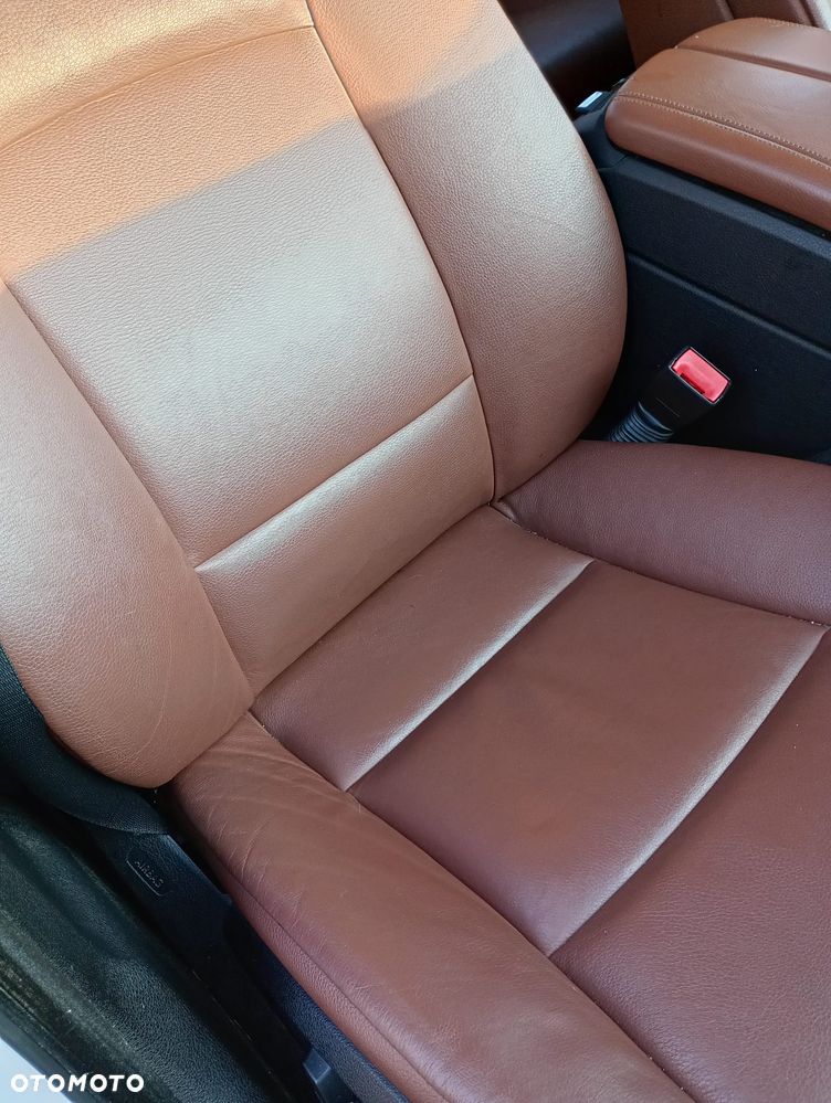 BMW Seria 5 528i xDrive Sport-Aut Luxury Line - 16