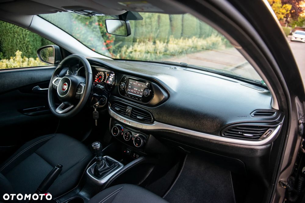 Fiat Tipo 1.4 16V More - 38
